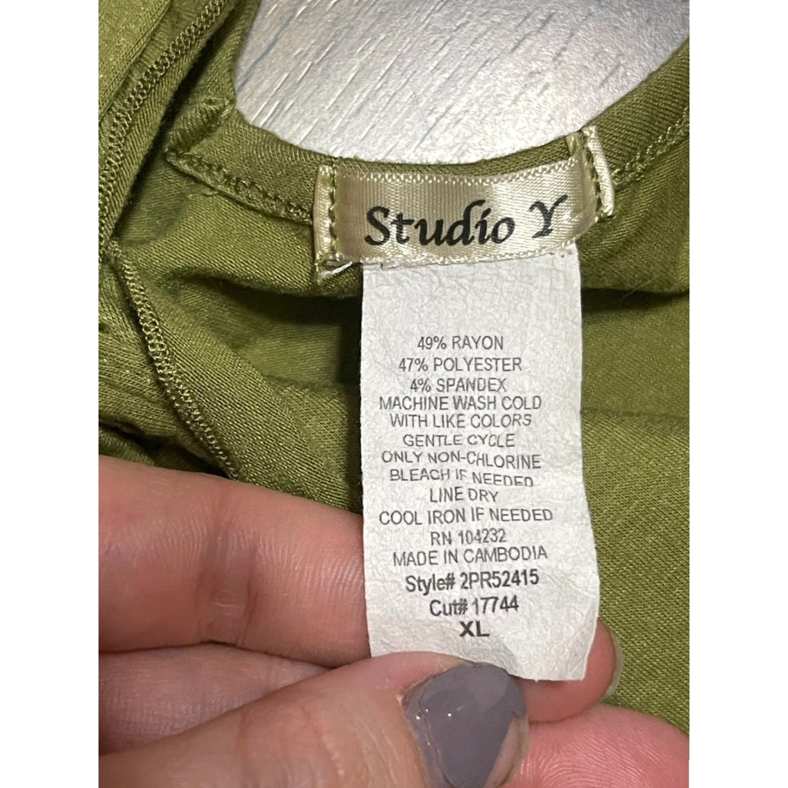 Vintage Studio Y Tank Top Women's XL Green Cut Out Back Ruffled Pleated V-Neck Sleeveless Casual Modern Basic Tank Top Ladies XL Green Studio Y Size XL / US 12-14 / IT 48-50 - 5 Thumbnail