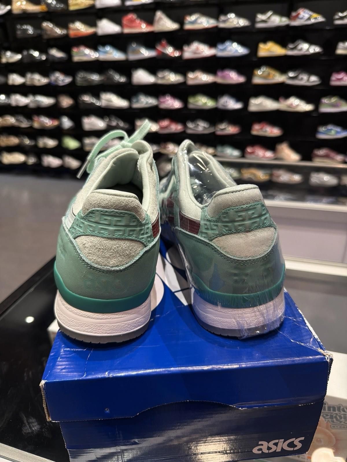Asics ASICS GEL-Lyte III x Highs & Lows HAL Silverscreen 2015 11.5 Size US 11.5 / EU 44-45 - 10 Thumbnail