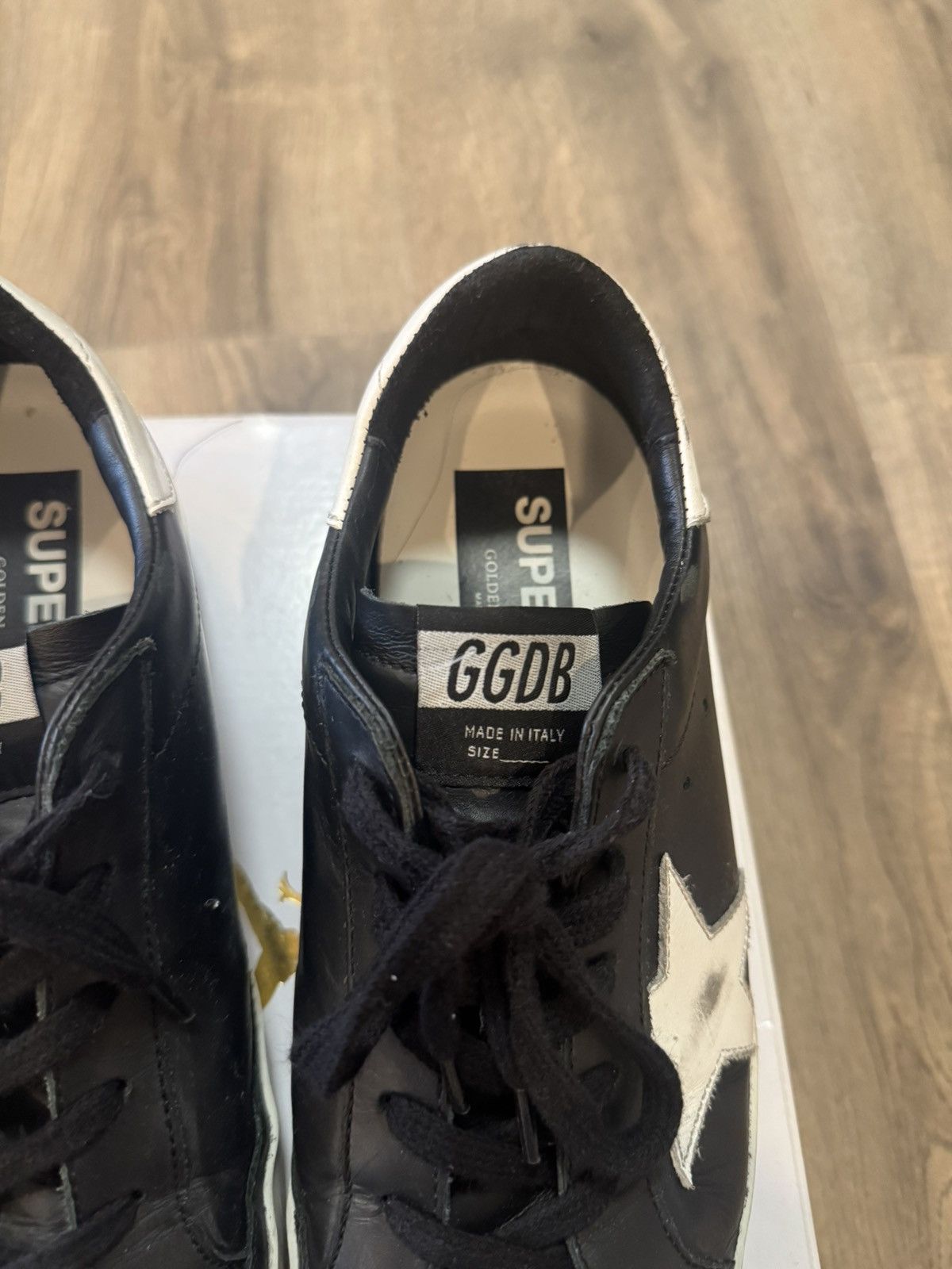 Golden Goose Golden Goose Lowtop Sneaker Size US 8 / IT 38 - 9 Thumbnail