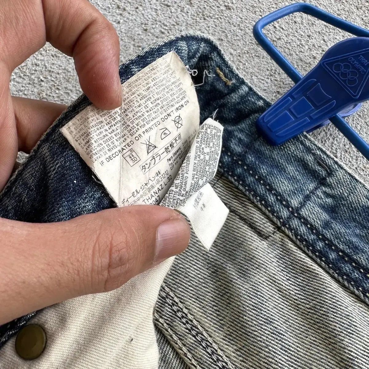 Vintage ‼️ THRASED 🔥 DIESEL THANAZ JEANS VINTAGE DENIM RIPPED PANTS Size US 30 / EU 46 - 13 Thumbnail