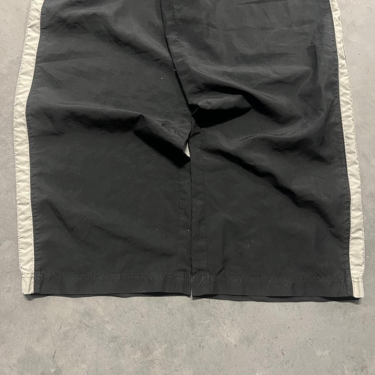 Old Navy × Vintage Vintage Y2K Baggy old navy Sweats Track pants Size US 32 / EU 48 - 4 Thumbnail