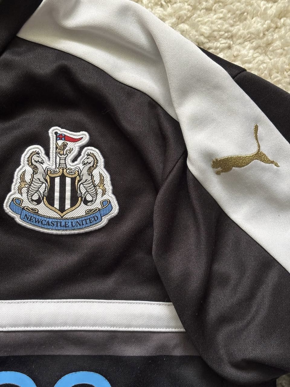 Puma Puma Newcastle United jersey 2016/2017 long sleeve t shirt Size US M / EU 48-50 / 2 - 3 Thumbnail