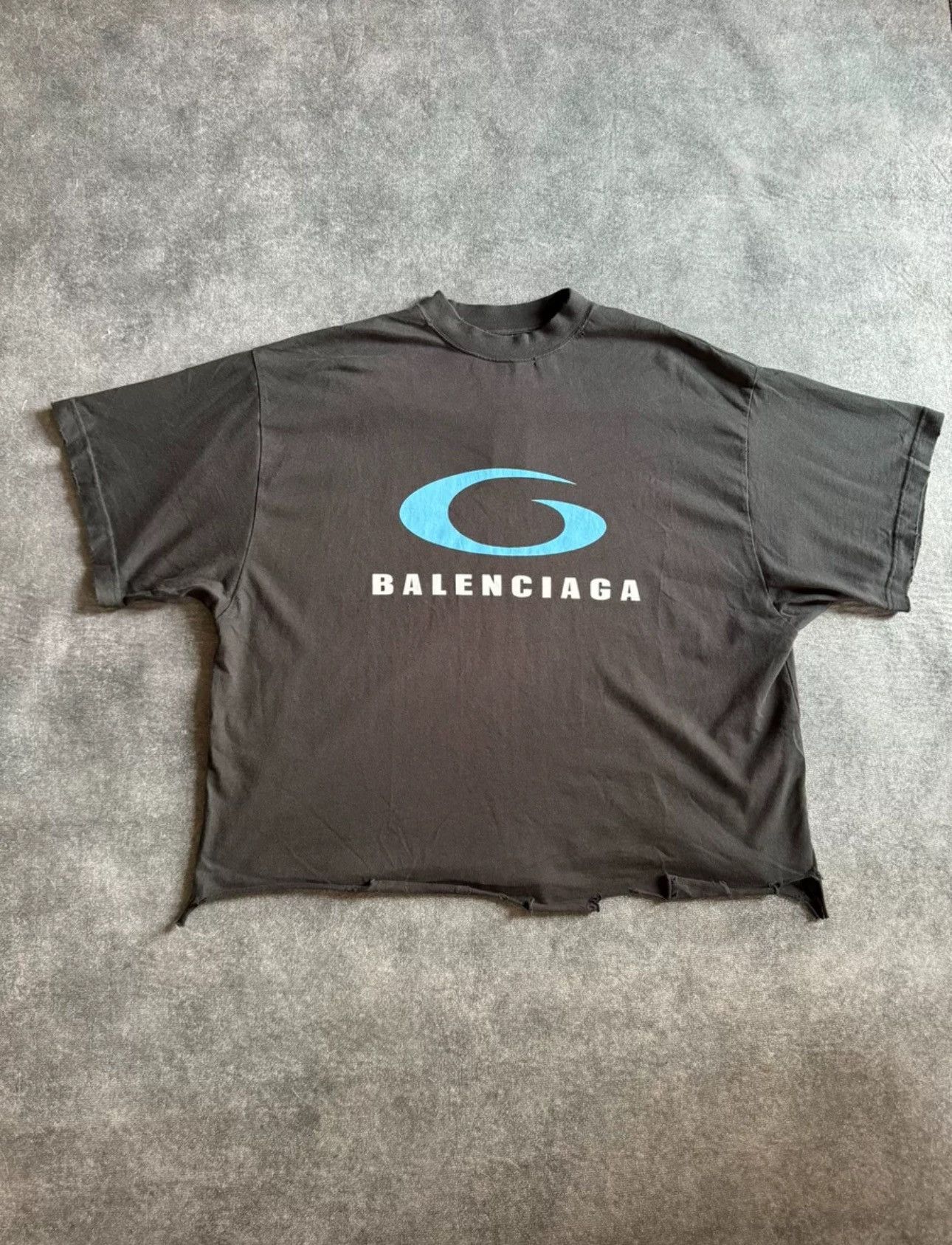 Balenciaga Balenciaga Loop Sports Icon Cropped T Shirt | Grailed
