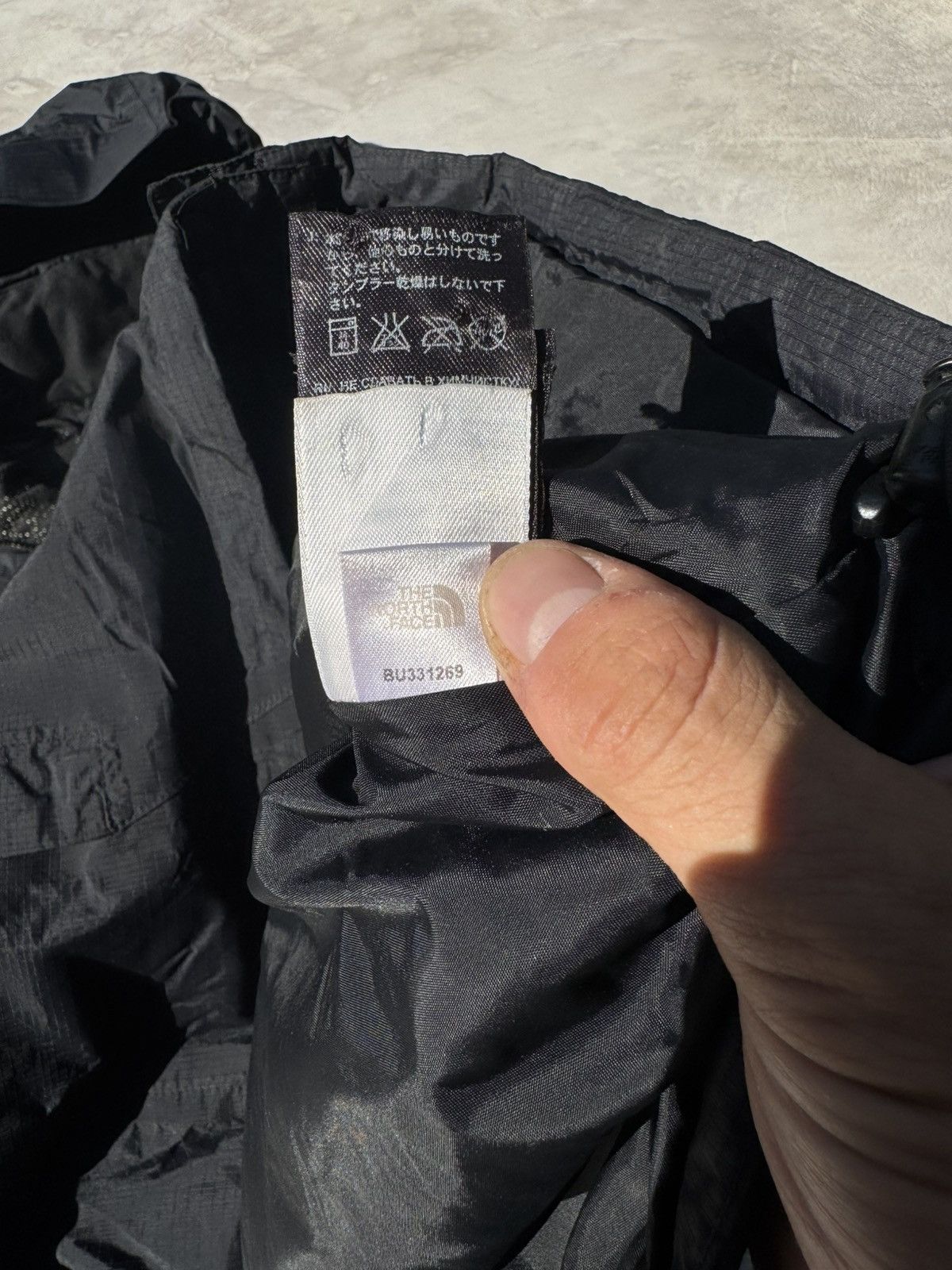 The North Face Vintage The North Face Hyvent Jacket Size US L / EU 52-54 / 3 - 17 Thumbnail