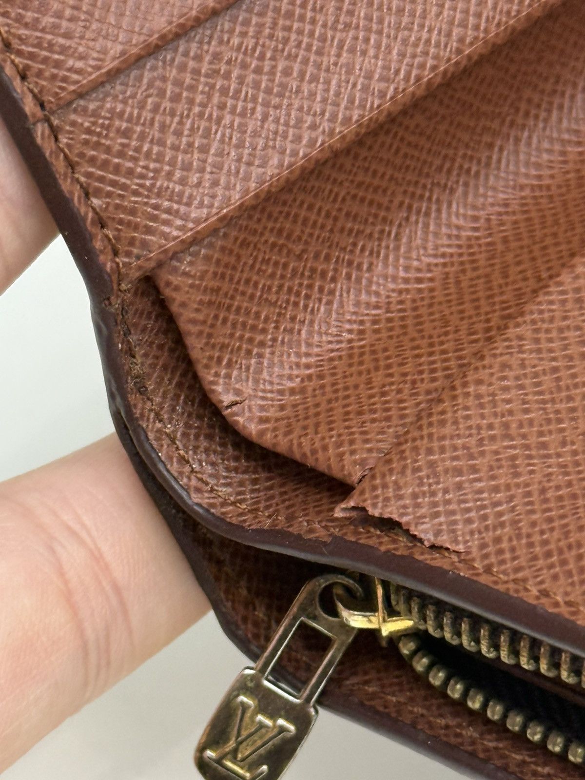 Louis Vuitton Louis Vuitton Zip Monogram Wallet Size ONE SIZE - 10 Thumbnail