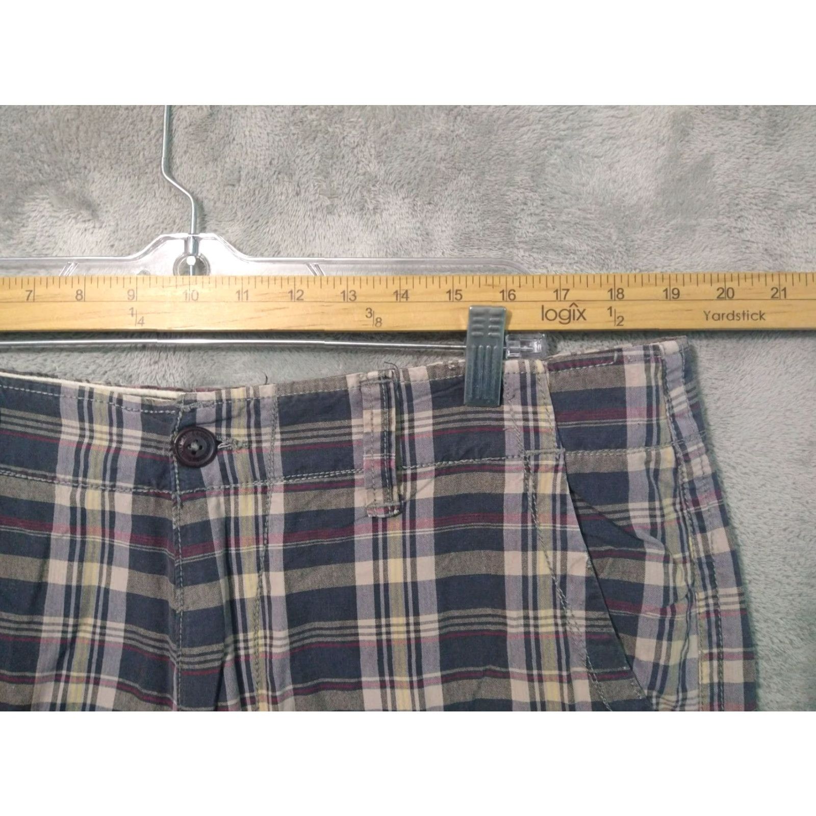 American Eagle Outfitters American Eagle Outfitters Cargo Shorts Mens 36 Blue Plaid Classic Grunge Casual Size US 36 / EU 52 - 3 Thumbnail