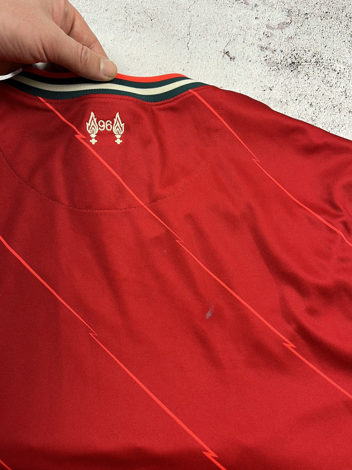 Nike LIVERPOOL 2021-22HOME SHIRT FOOTBALL SOCCER JERSEY NIKE XXL Size US XXL / EU 58 / 5 - 6 Thumbnail