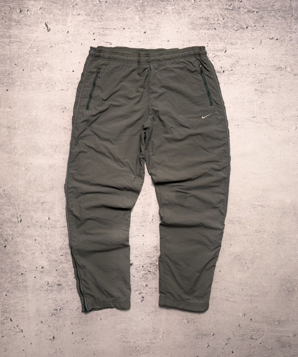 Nike × Vintage NIKE VINTAGE BASIC LOGO OVERSIZE BAGGY PANTS Size US 32 / EU 48 - 1 Thumbnail