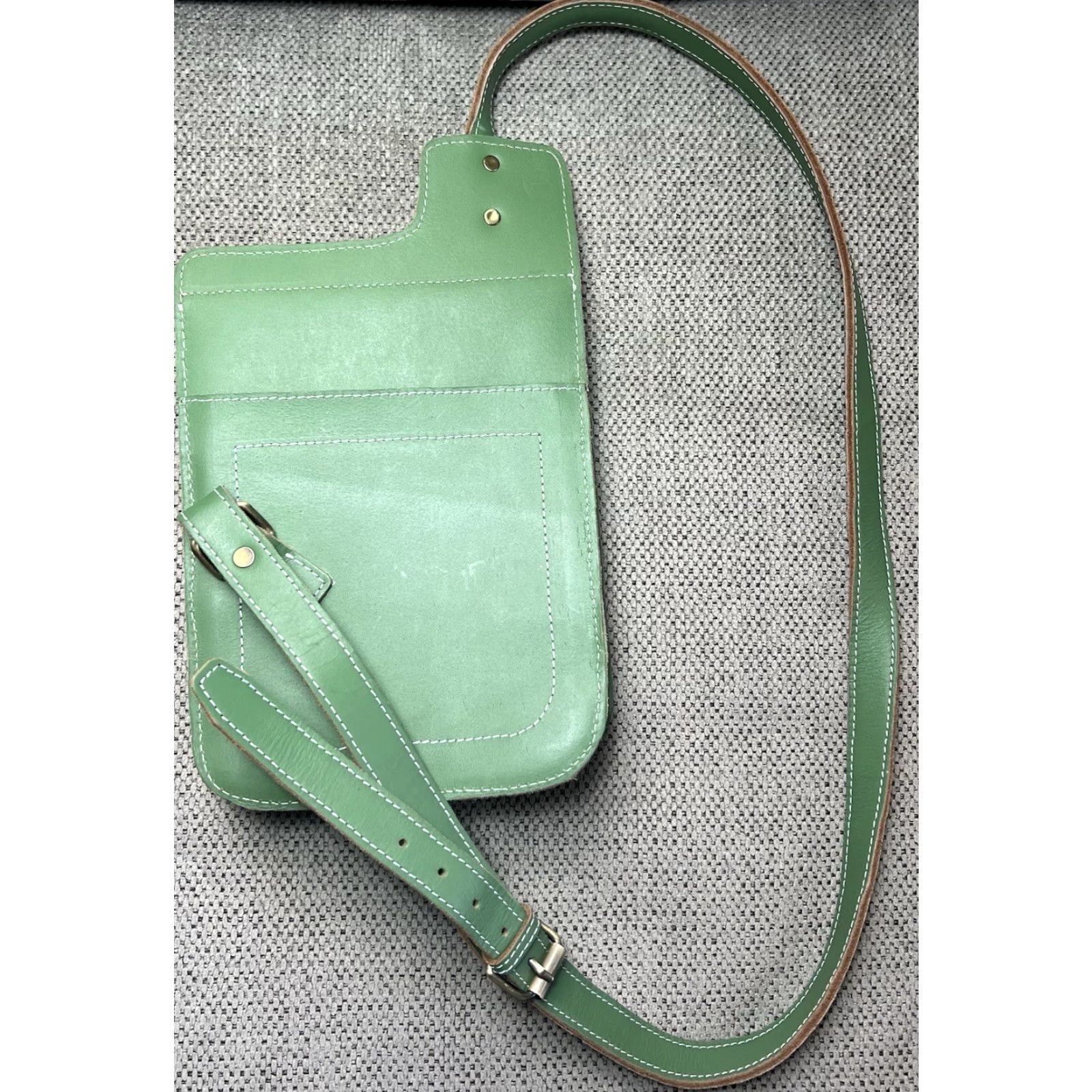 Vintage Stanley Street Lucy All Leather Crossbody Saddle Bag Embroidered Detail Size ONE SIZE - 3 Thumbnail