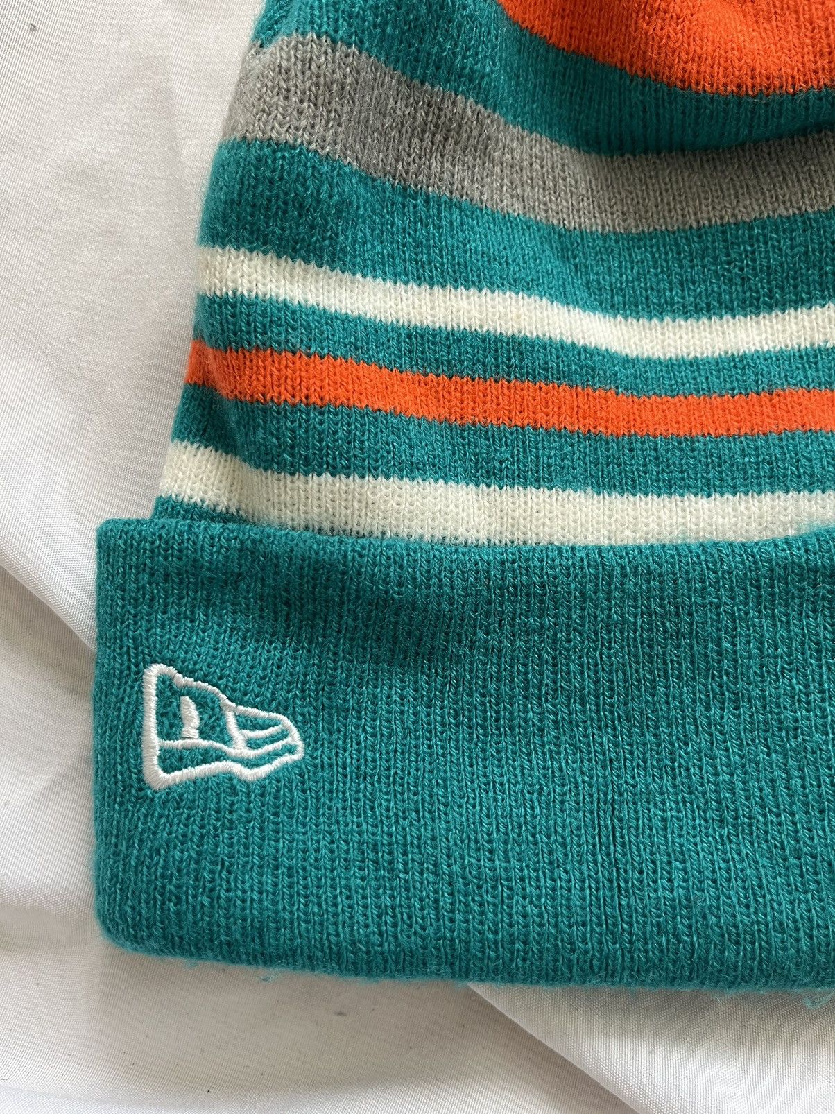 New Era × Vintage VINTAGE 00’S NFL MIAMI DOLPHINS NEW ERA KNIT POM BEANIE HAT Size ONE SIZE - 6 Thumbnail
