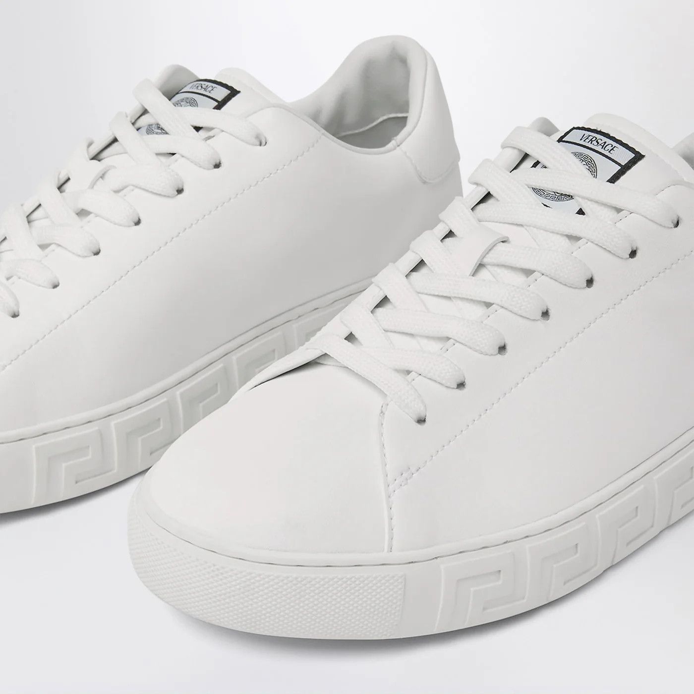 Versace o1d2blof0326 Nylon Low-Top Sneakers in White Size US 7 / EU 40 - 4 Thumbnail