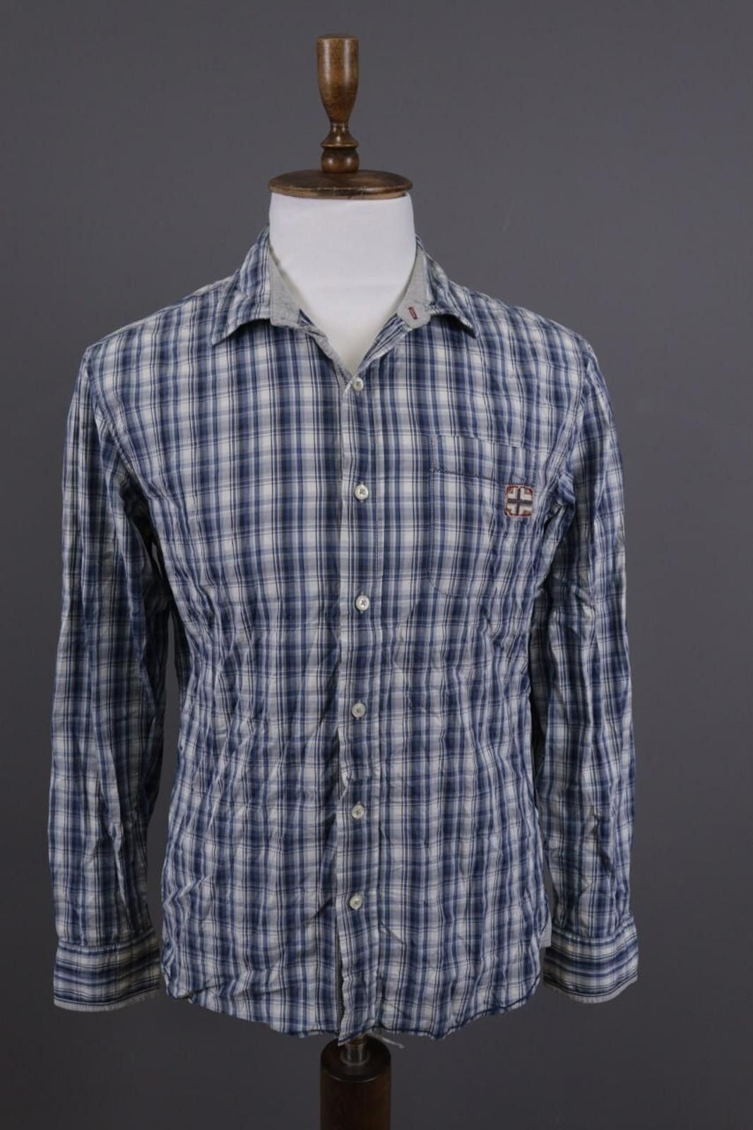 Napapijri Napapijri Geographic Blue Check Button Down Shirt Size L Size US L / EU 52-54 / 3 - 1 Thumbnail