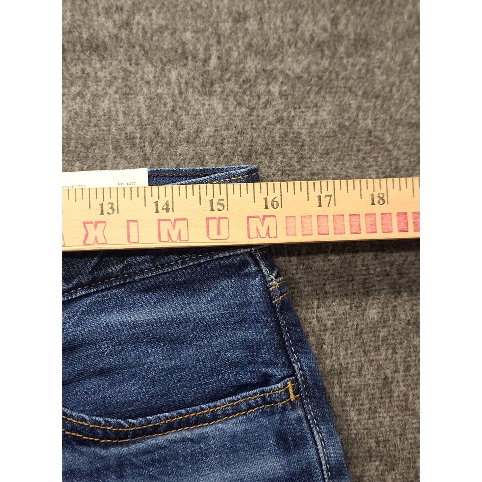 American Eagle Outfitters American Eagle Outfitters Jeans Mens 30x32 Athletic Fit Straight Leg Button Fly Blue Denim Cotton Polyester Casual Size US 30 / EU 46 - 4 Thumbnail