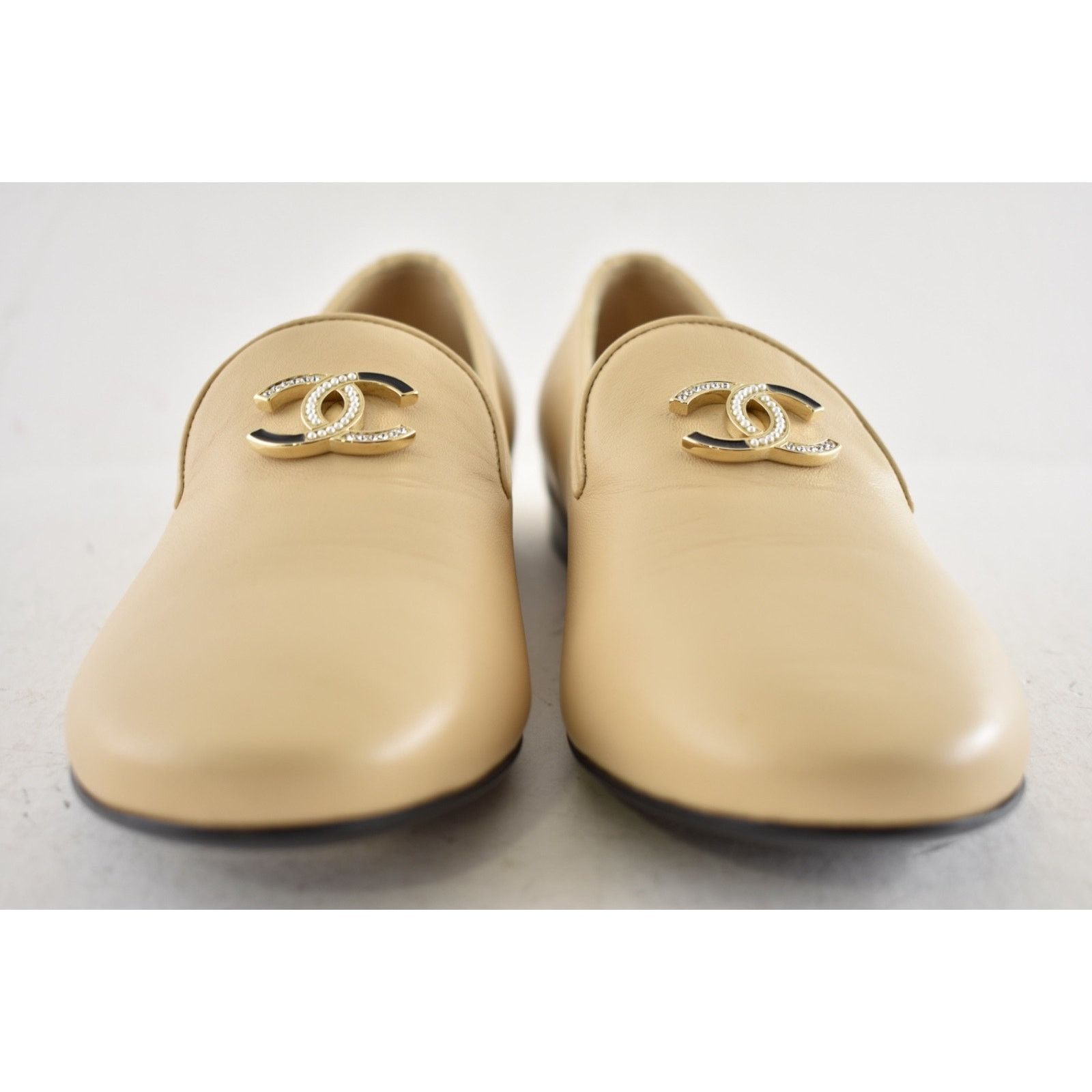 Chanel Chanel 18A Beige Lambskin Pearl Crystal CC Logo Moccasin Size US 6 / IT 36 - 7 Thumbnail