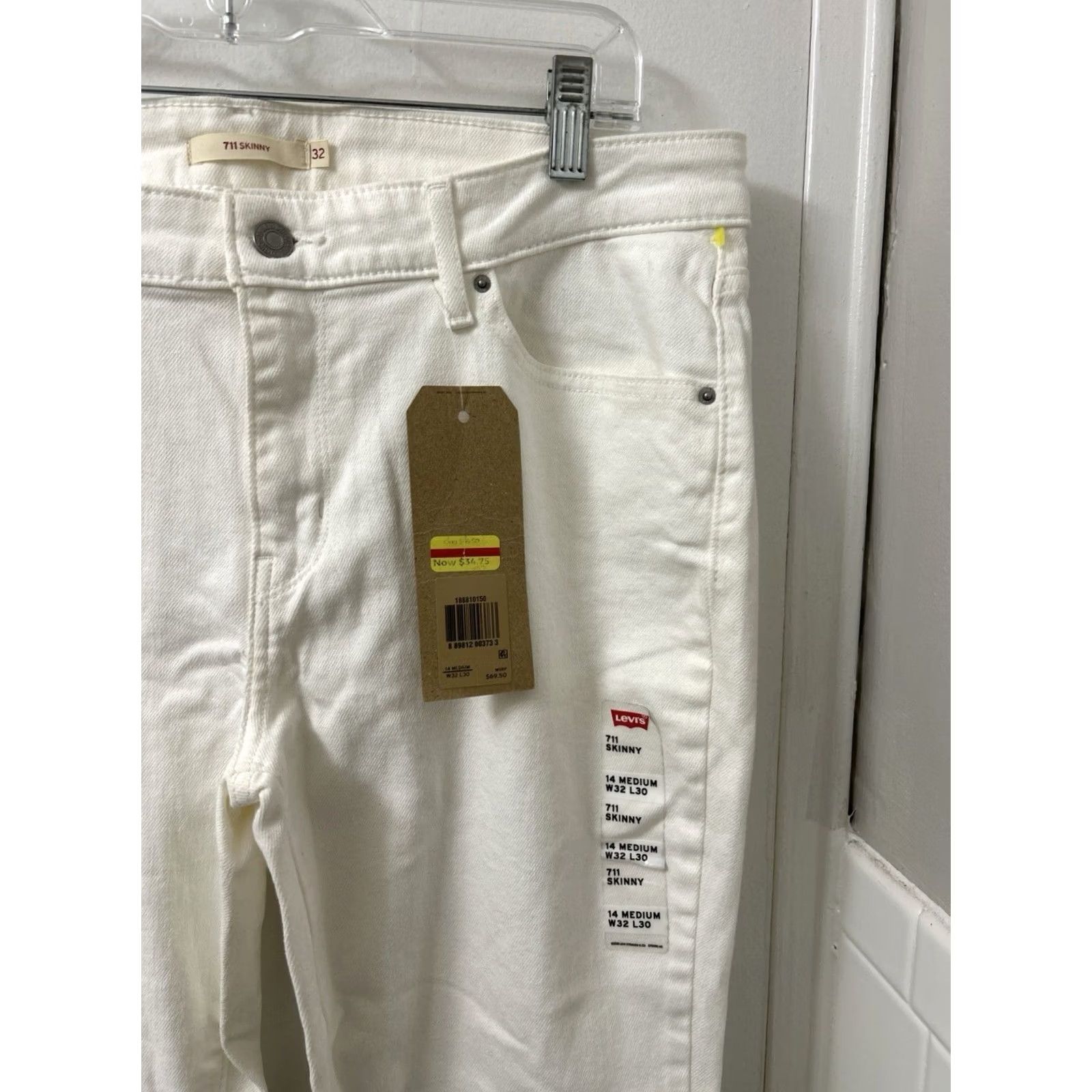 Levi's VINTAGE? No. Size 24" / US 00 / IT 34 - 4 Thumbnail