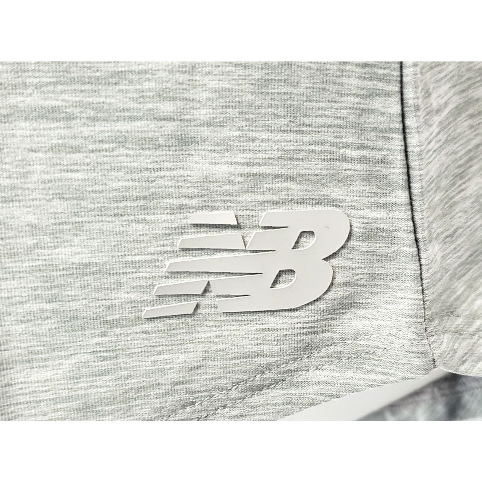 New Balance Womens New Balance WT01164 AG Transform Grey NB Athletic Tee T-Shirt Size S / US 4 / IT 40 - 2 Thumbnail