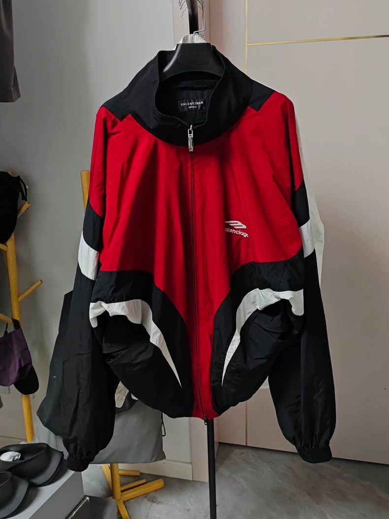 Balenciaga Balenciaga Summer 24 Off Shoulder Jacket Size US XS / EU 42 / 0 - 1 Thumbnail