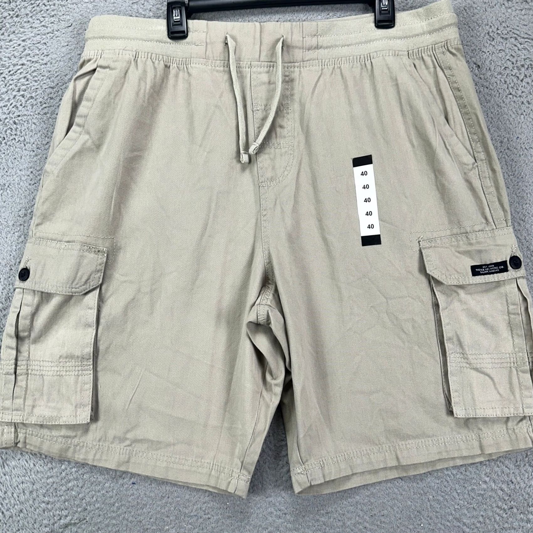 Lee Lee Mens Cargo Shorts 40 Tan Pull On Drawstring Stretch Flat Front Pockets NEW Size US 40 / EU 56 - 2 Thumbnail