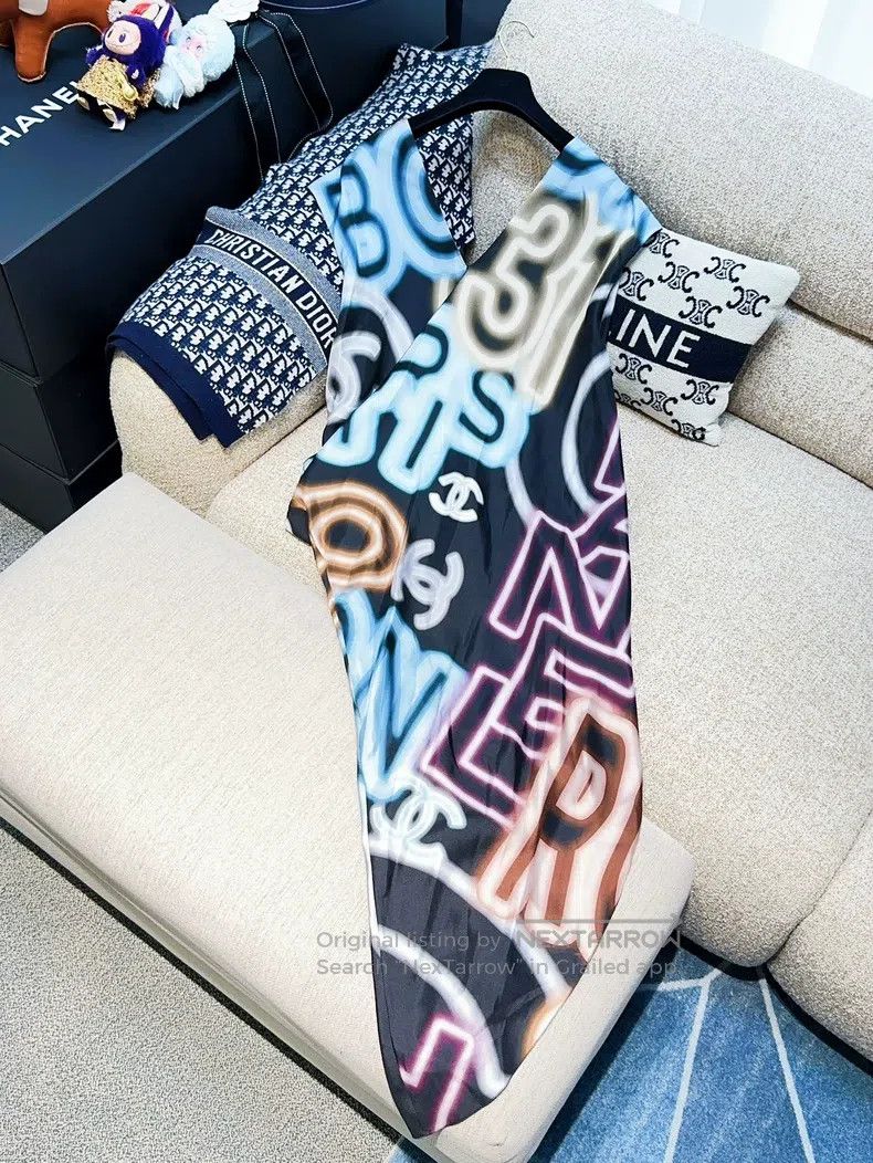 Chanel Chanel 21S blue and black letter printed silk dress Size XXS / US 00 / IT 34 - 4 Thumbnail
