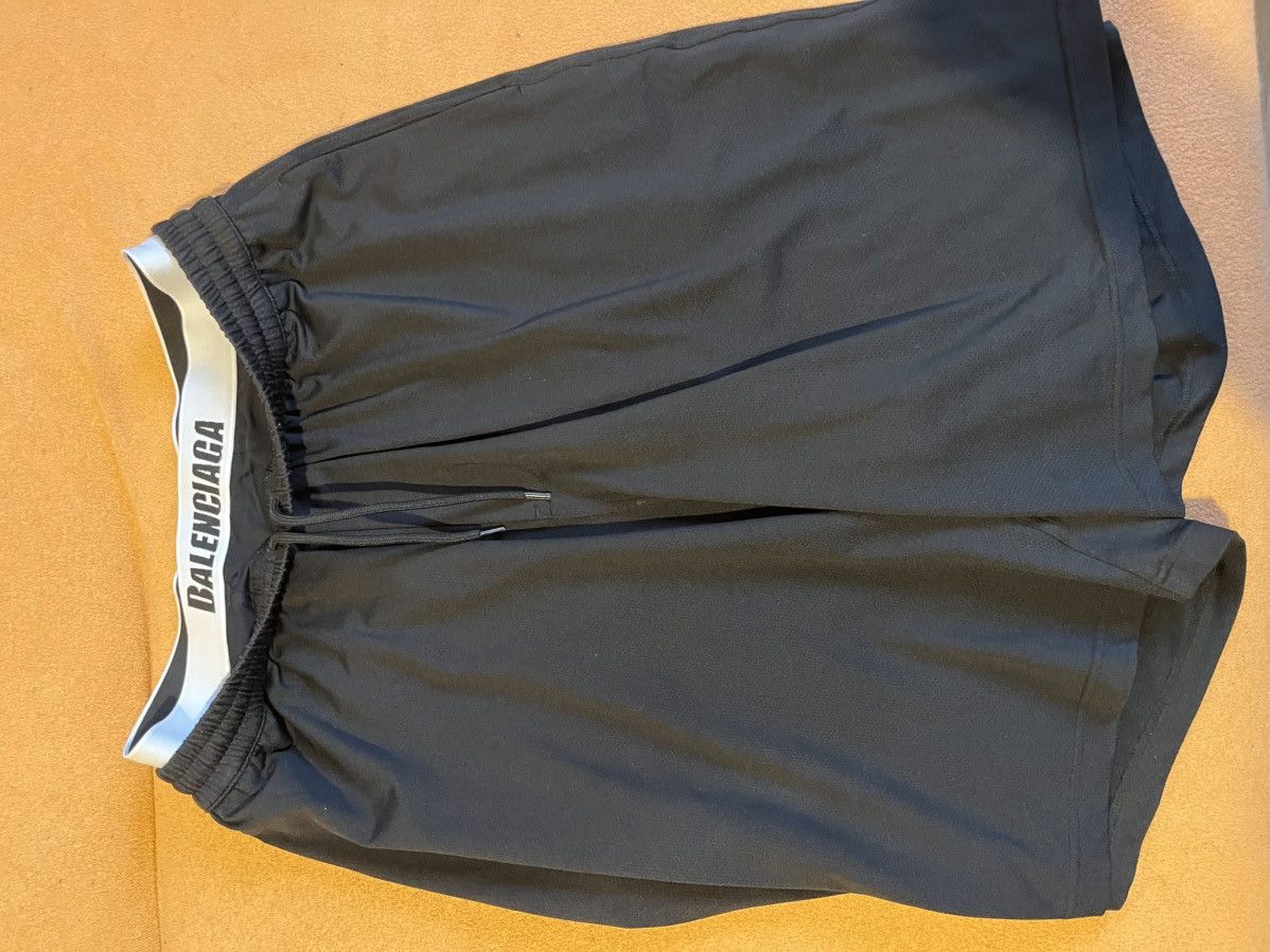 Balenciaga balenciaga shorts swimwear Size US 32 / EU 48 - 1 Thumbnail