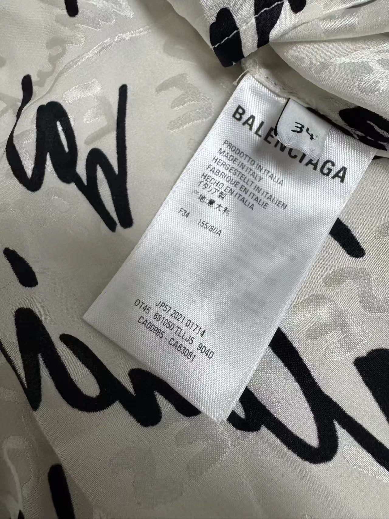 Balenciaga Balenciaga Silk Shirt 99 New Ironed Pre-Ship Size XS / US 0-2 / IT 36-38 - 3 Thumbnail
