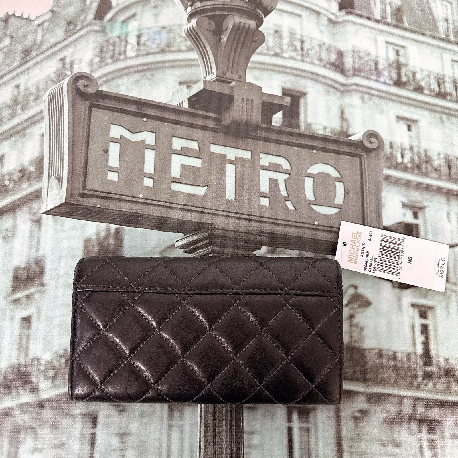 Michael Kors Michael Kors 35S6GARE3L Astrid Quilted Soft Leather Wallet Size ONE SIZE - 2 Thumbnail