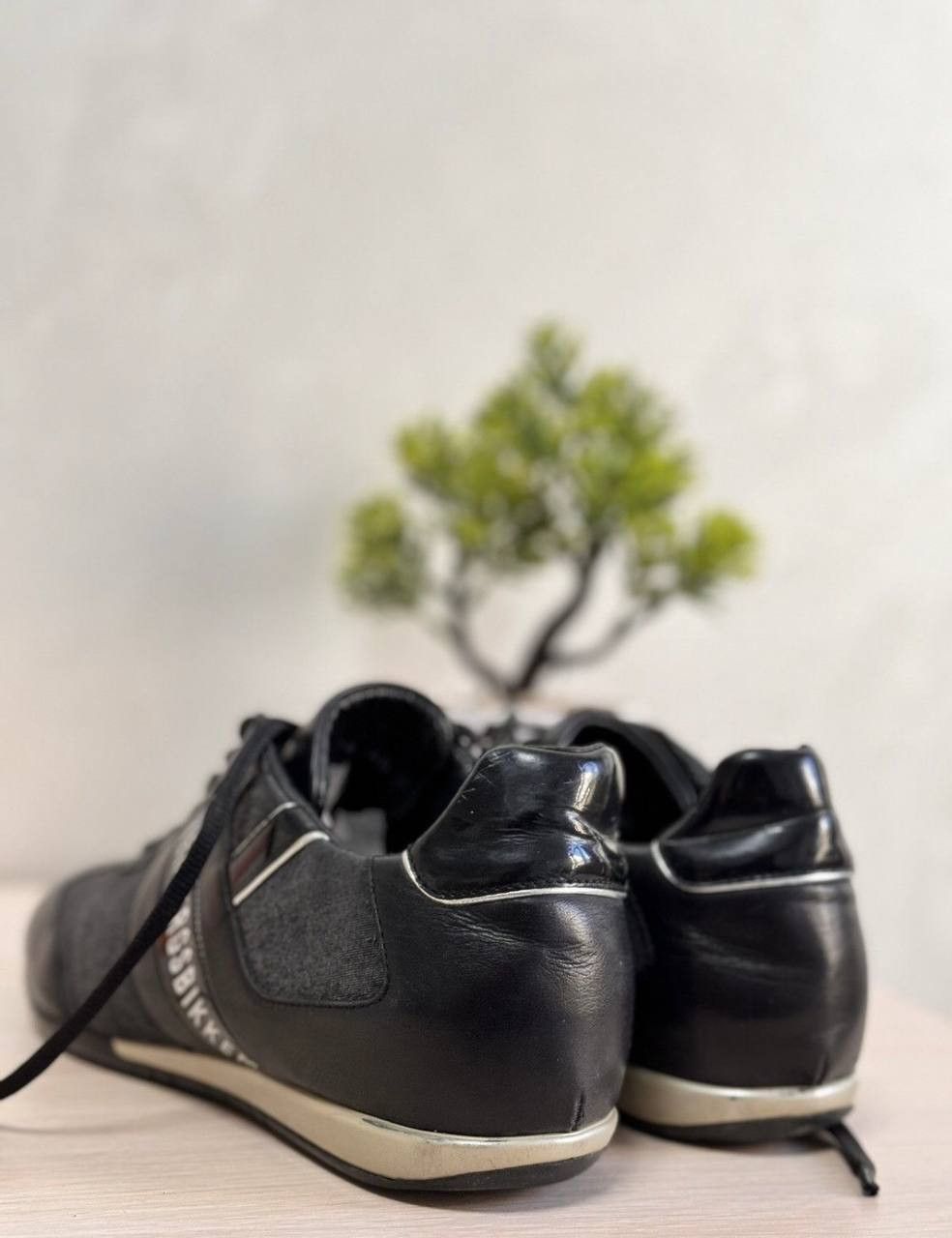 Dirk Bikkembergs Casual Leather Low Top Sneakers