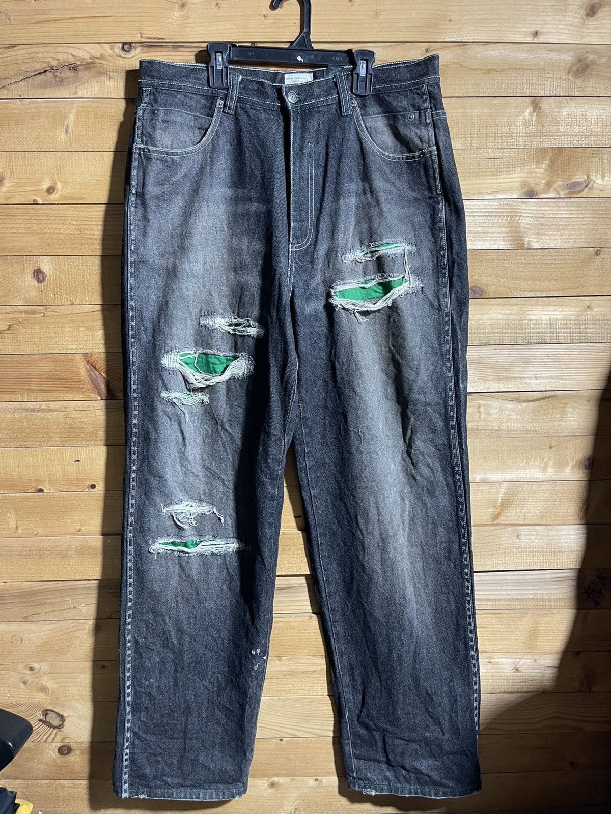 DKNY Vintage DKNY distressed jeans Size US 35 - 1 Thumbnail