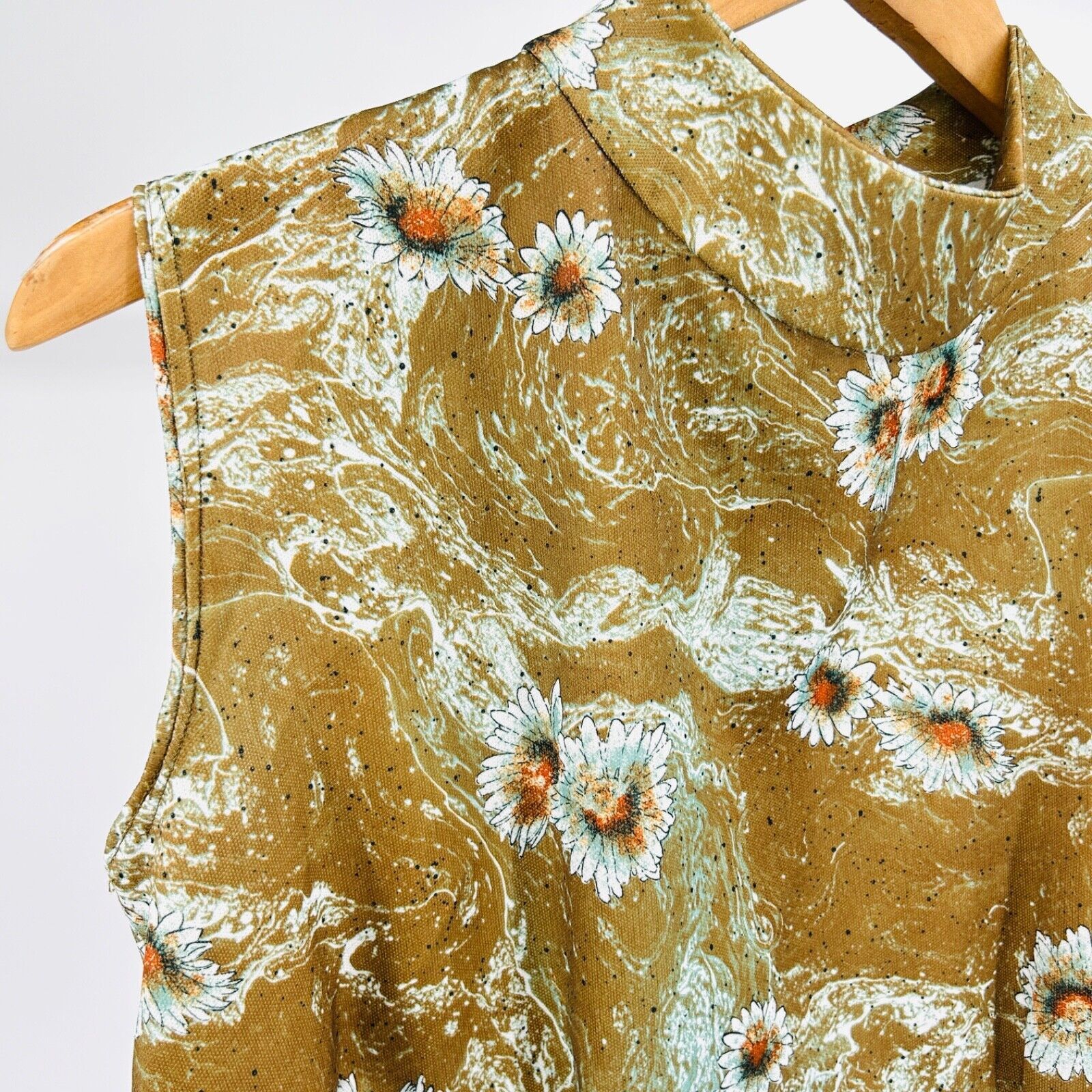 Handmade Handmade 60s High Neck Sleeveless Brown Floral Daisy Top Size L / US 10 / IT 46 - 2 Thumbnail