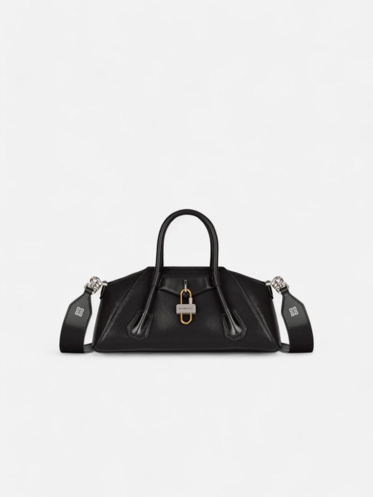 Givenchy os11x0826 Size: OS / Mini Antigona Bag in Black Size ONE SIZE - 1 Thumbnail