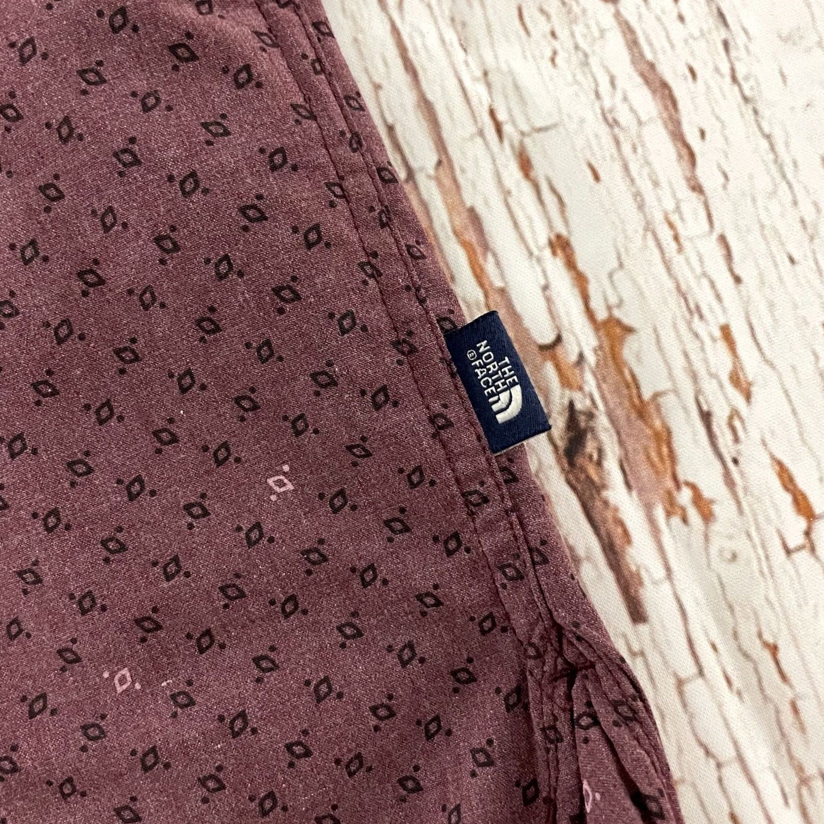 The North Face The North Face Shirt Men S Short Sleeve Button-Up All Over Print Maroon Red Size US S / EU 44-46 / 1 - 2 Thumbnail