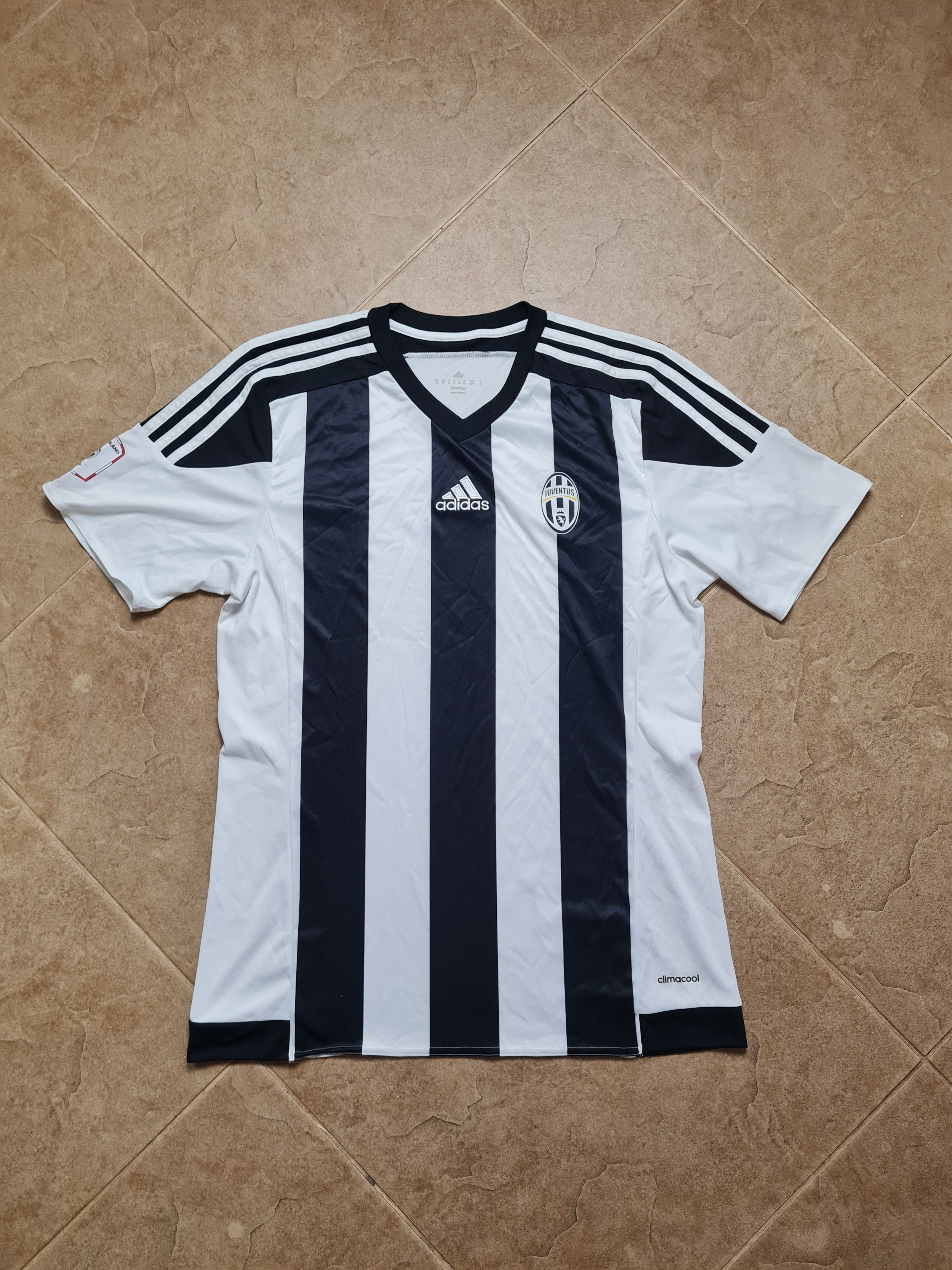 Adidas JUVENTUS 2015-16 HOME FOOTBALL SOCCER JERSEY ACADEMY ADIDAS Size US M / EU 48-50 / 2 - 2 Thumbnail