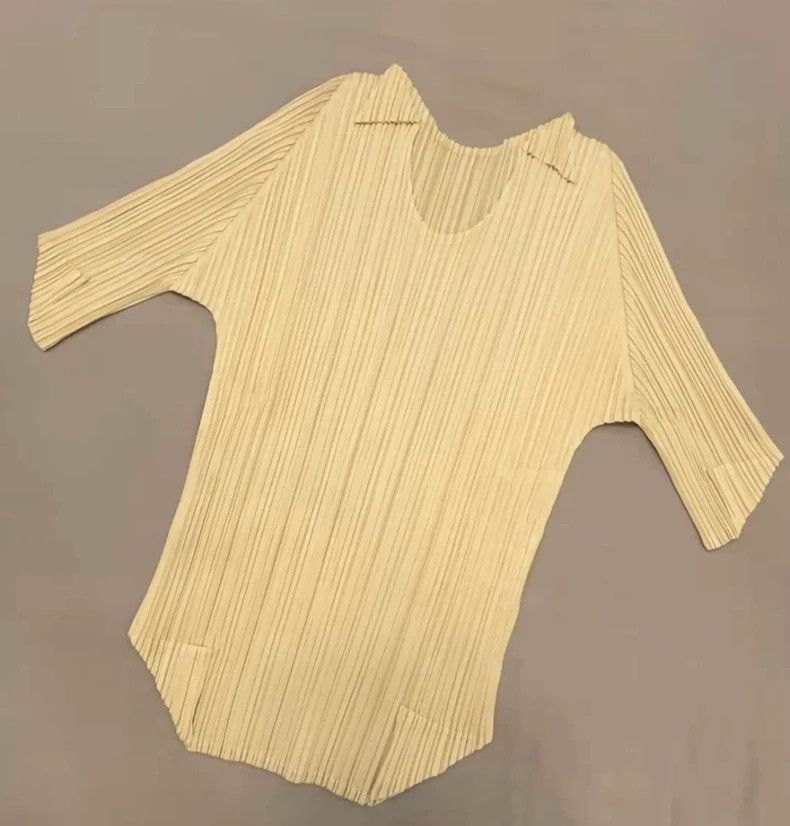 Issey Miyake issey miyake size:3 Light apricot top Size XXS / US 00 / IT 34 - 1 Thumbnail