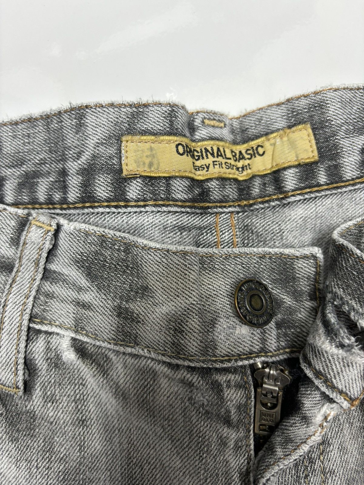 Undercover × Uniqlo BAGGY🔥DISTRESSED DENIM S-003 FADED GREY BAGGY JEANS Size US 34 / EU 50 - 10 Thumbnail