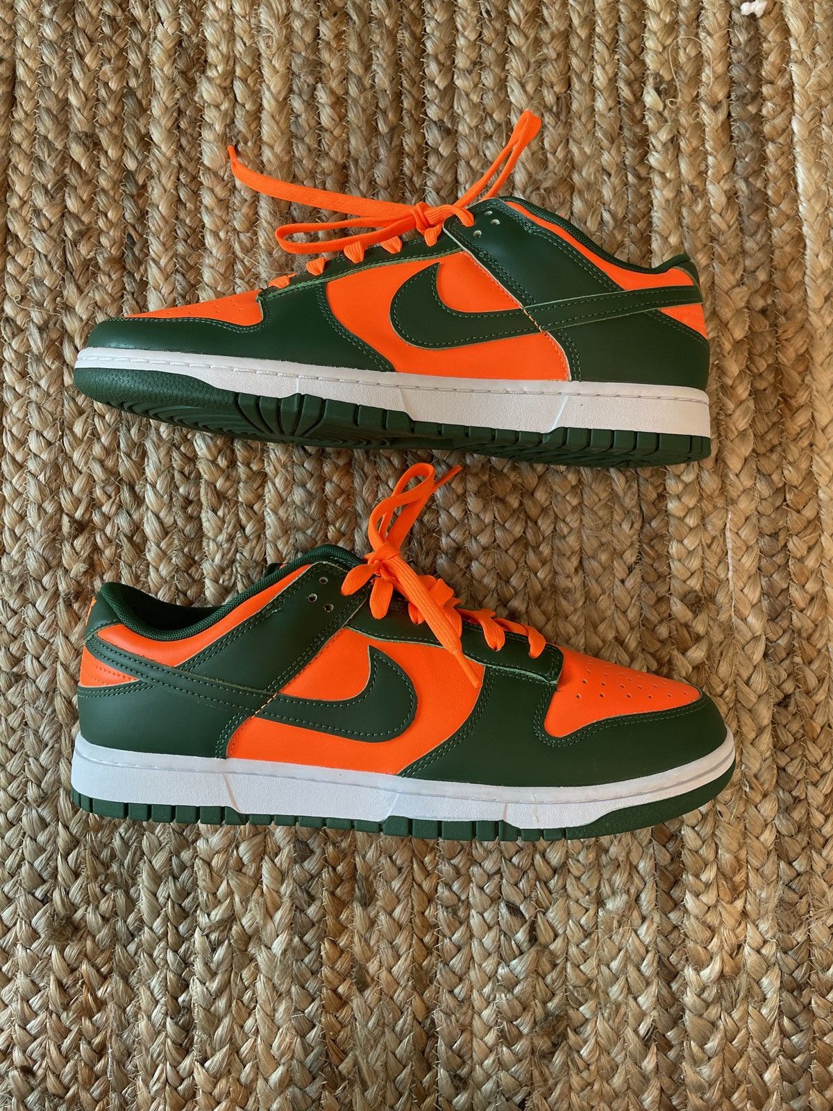 image of Nike Dunk Low Retro Miami Hurricanes Shoes in Green, Men's (Size 11)