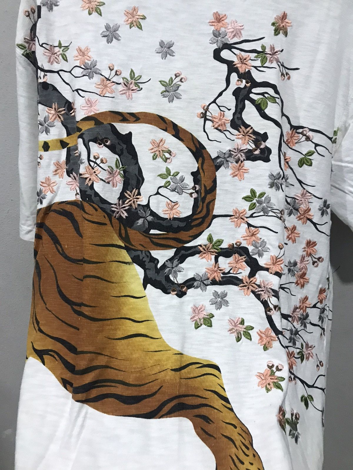 Other Sukajan Tee Tiger Mirror Print With Sakura Tree Concept Size US XL / EU 56 / 4 - 5 Thumbnail