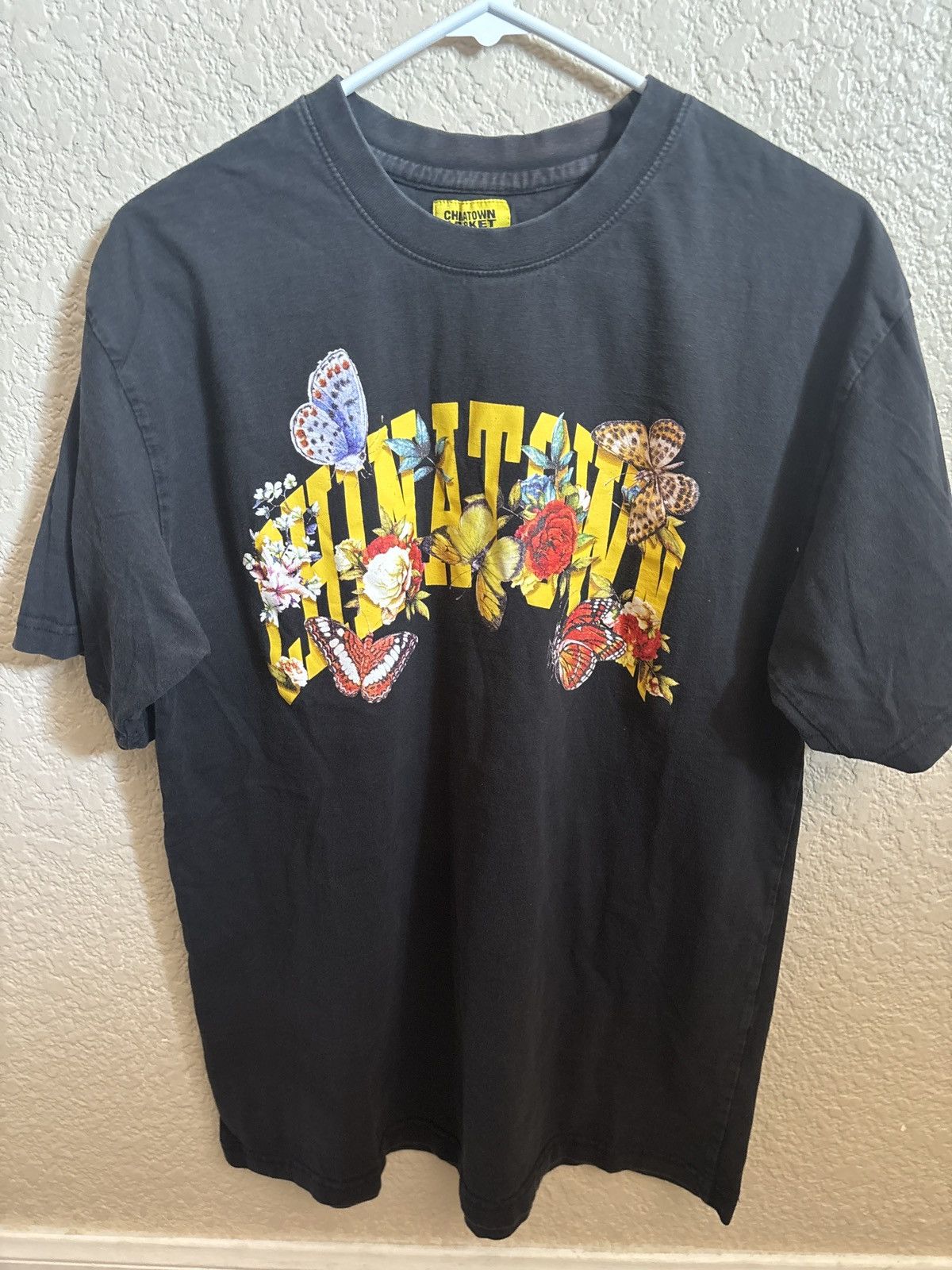 Market Chinatown Market Butterfly Floral Tee (L) Size US L / EU 52-54 / 3 - 4 Thumbnail