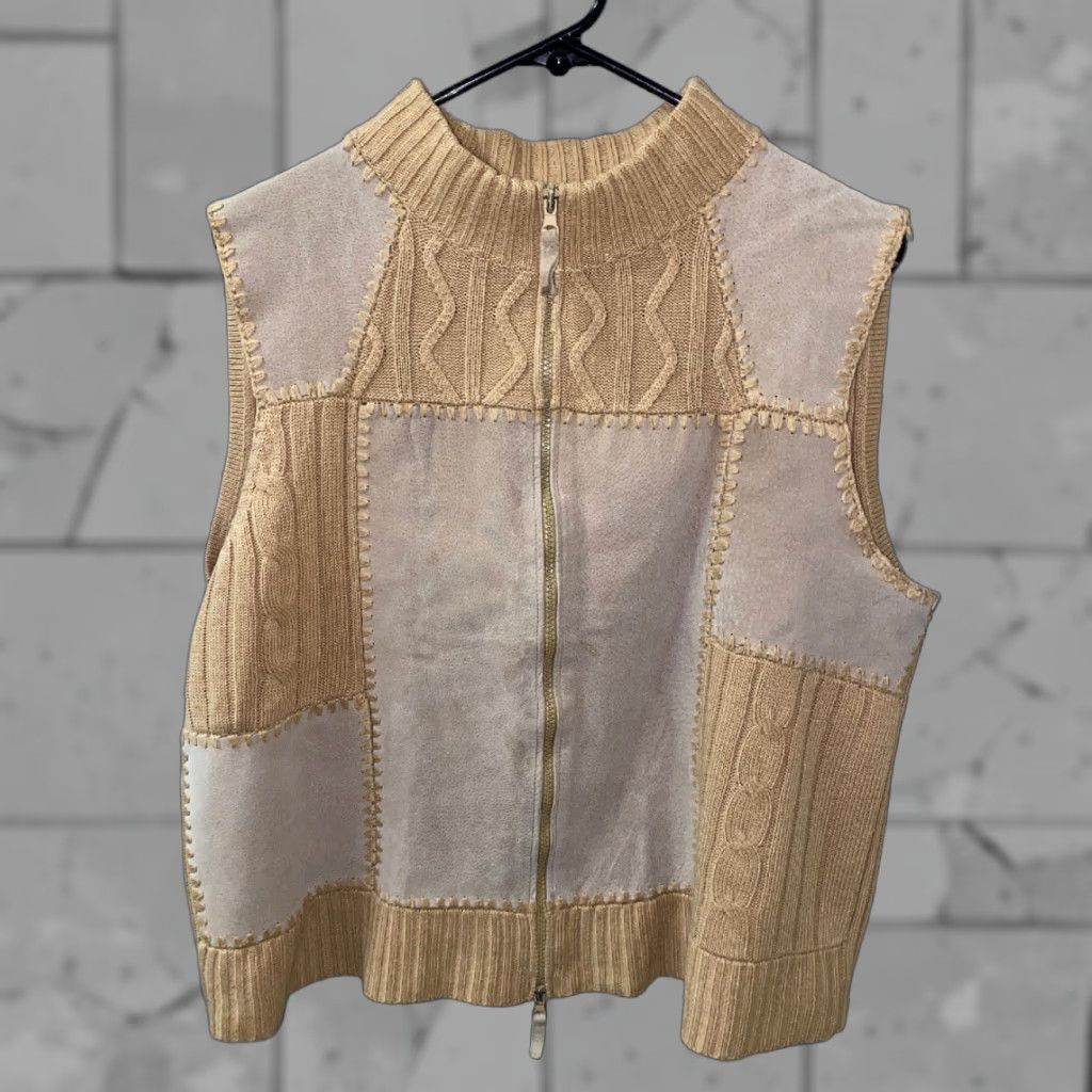 Vintage VINTAGE Designers Studio Originals Vest Full Zip Women Beige L Suede Leather Size L Womens Size L / US 10 / IT 46 - 1 Thumbnail