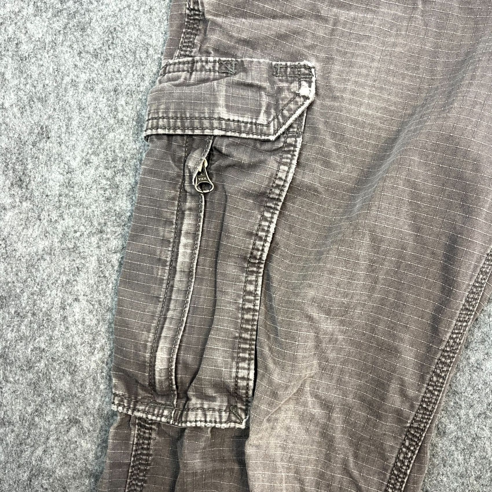 Carhartt Carhartt Mens Cargo Trousers Pants Relaxed Fit 28 Grey Ripstop Combat Utility Canvas 5-Pocket Dry? No. Size US 28 / EU 44 - 7 Thumbnail