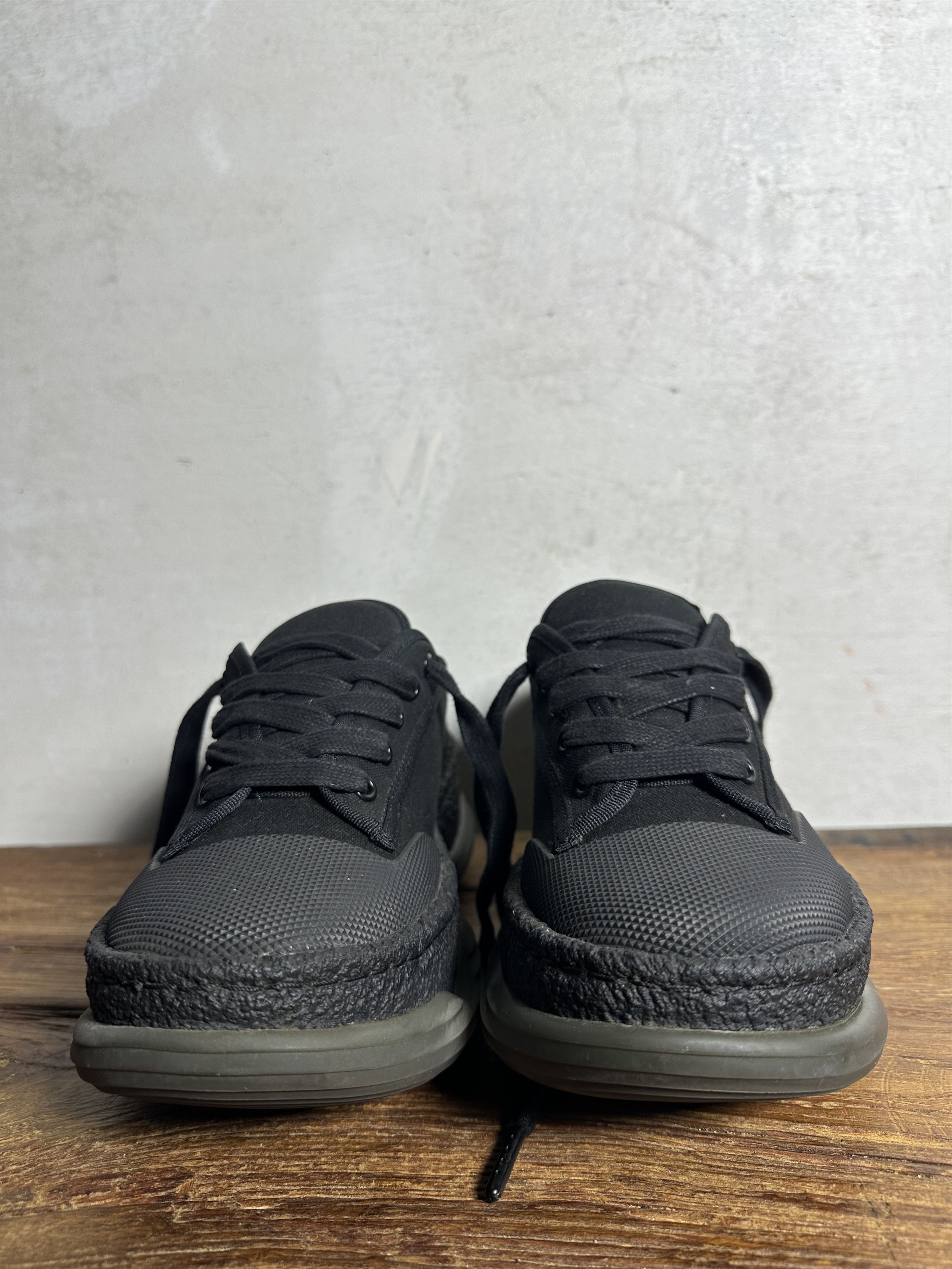 Alexander Wang Alexander Wang A1 Low Top Sneaker Canvas Size US 8 / IT 38 - 8 Thumbnail
