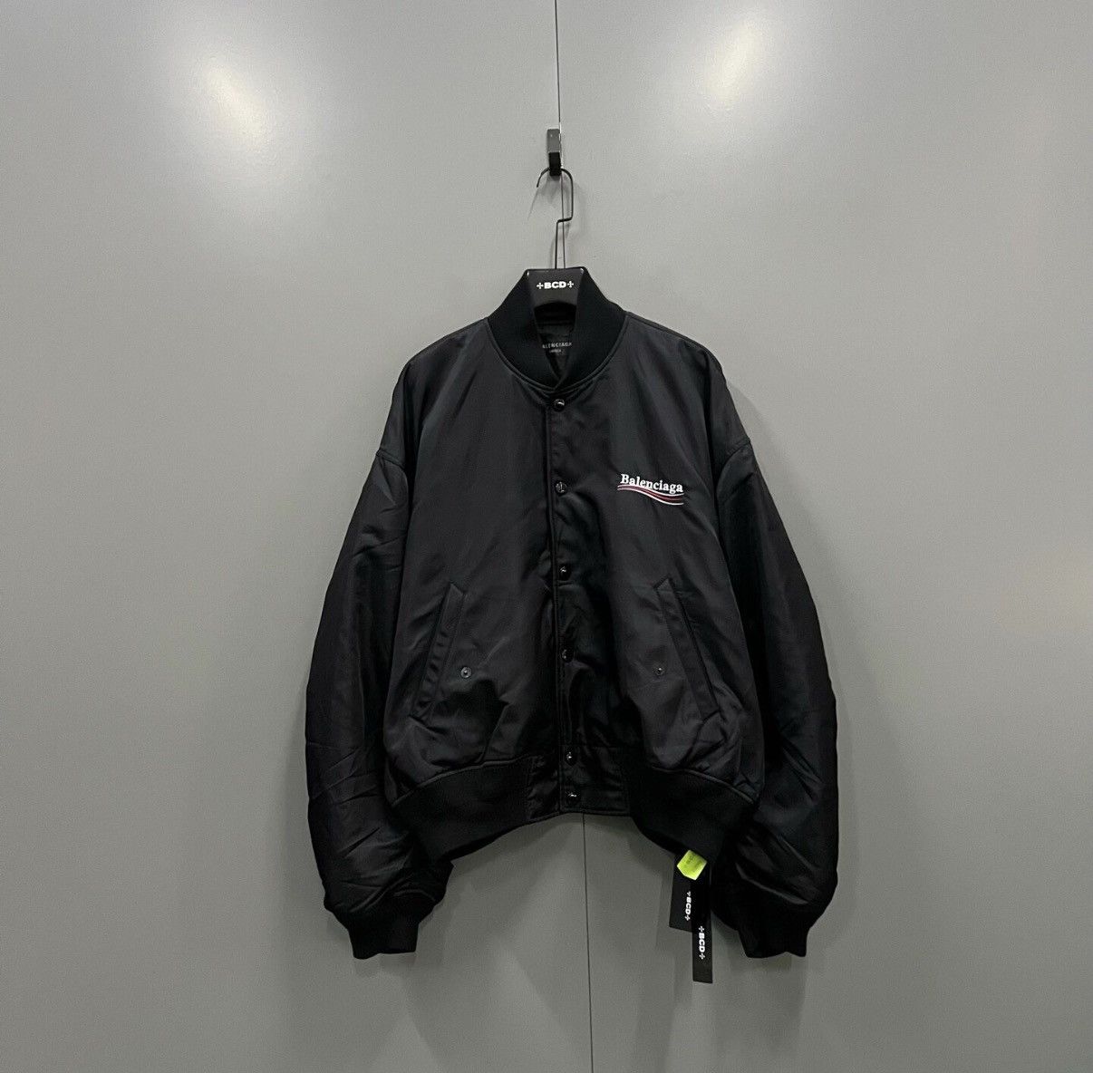 Balenciaga Balenciaga Coke Jacket J41 Size US XXS / EU 40 - 1 Thumbnail