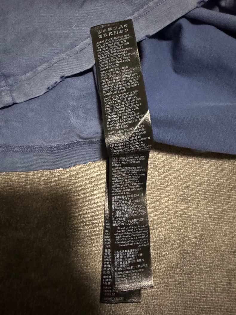 Balenciaga Balenciaga Blue distressed iron tower logo short-sleeve Size US L / EU 52-54 / 3 - 5 Thumbnail
