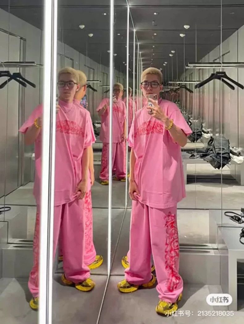 Balenciaga Balenciaga Disaster Short Sleeve Pink Size US M / EU 48-50 / 2 - 8 Thumbnail