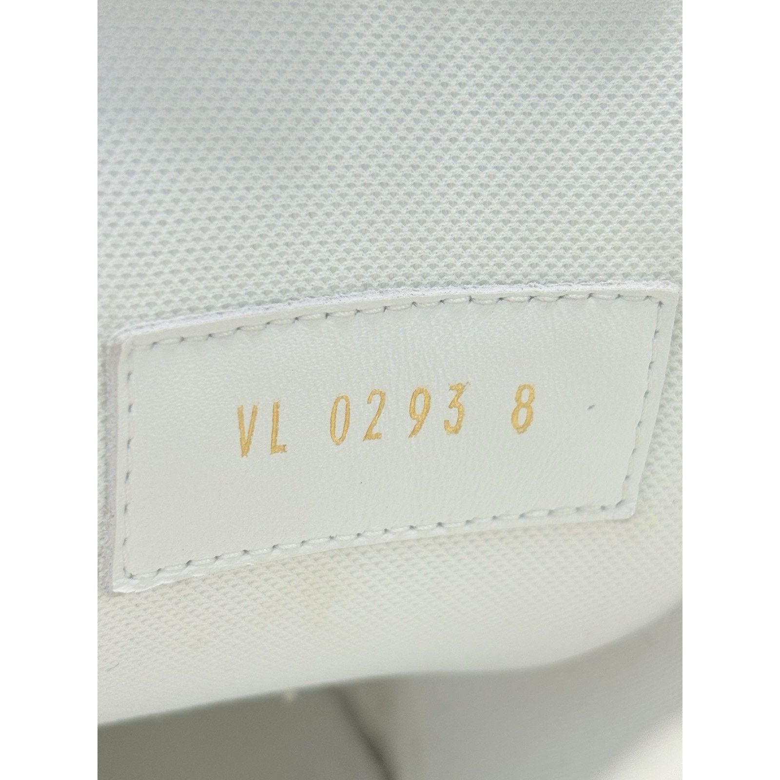 Louis Vuitton (9-9.5 US) Louis Vuitton Maxi ' Purple Pink ' | SUPER CLEAN! Size US 9 / EU 42 - 16 Thumbnail