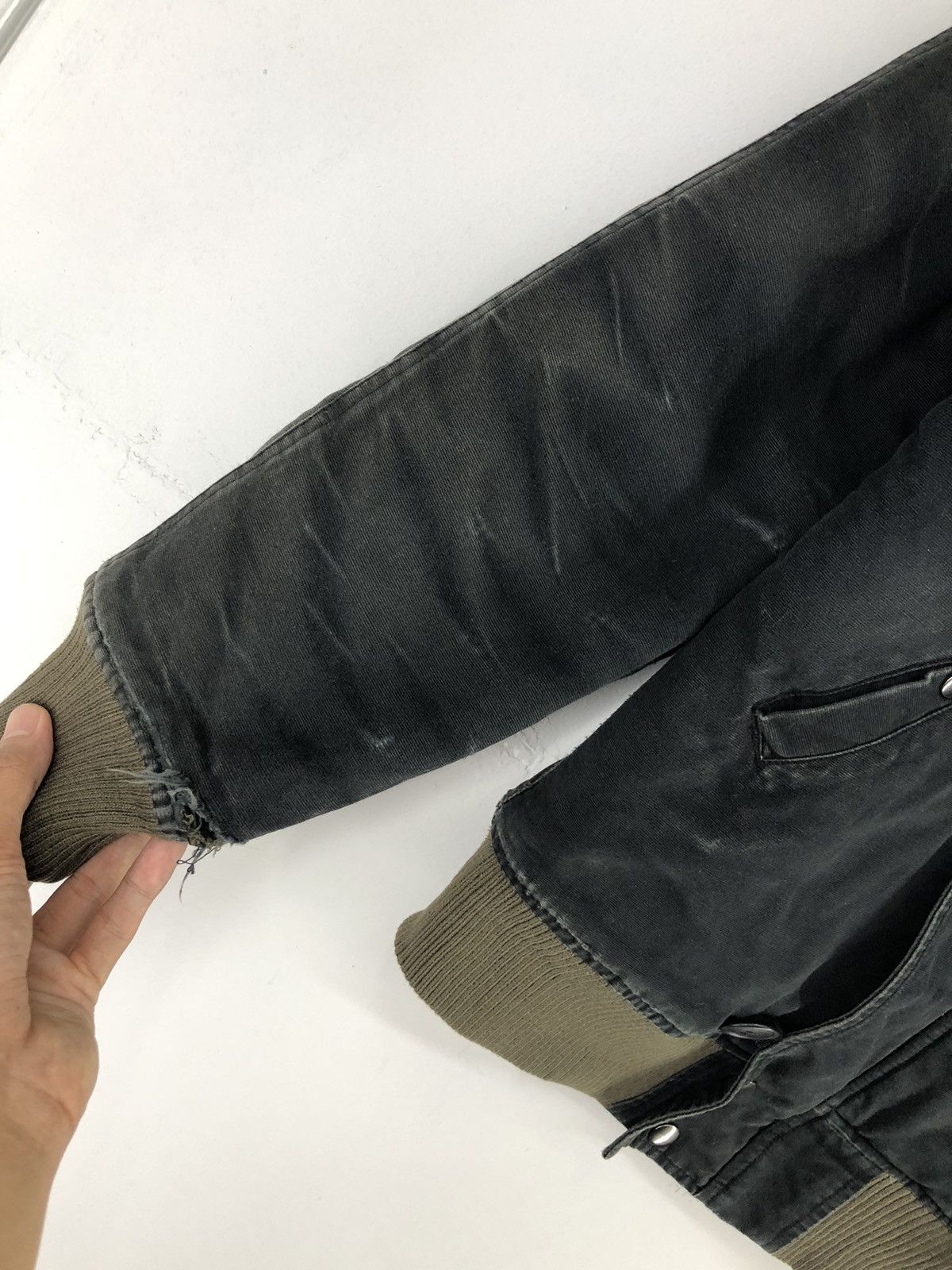 Avirex Vintage Avirex Extreme Cold Weather Distressed Bomber Jacket Size US S / EU 44-46 / 1 - 14 Thumbnail