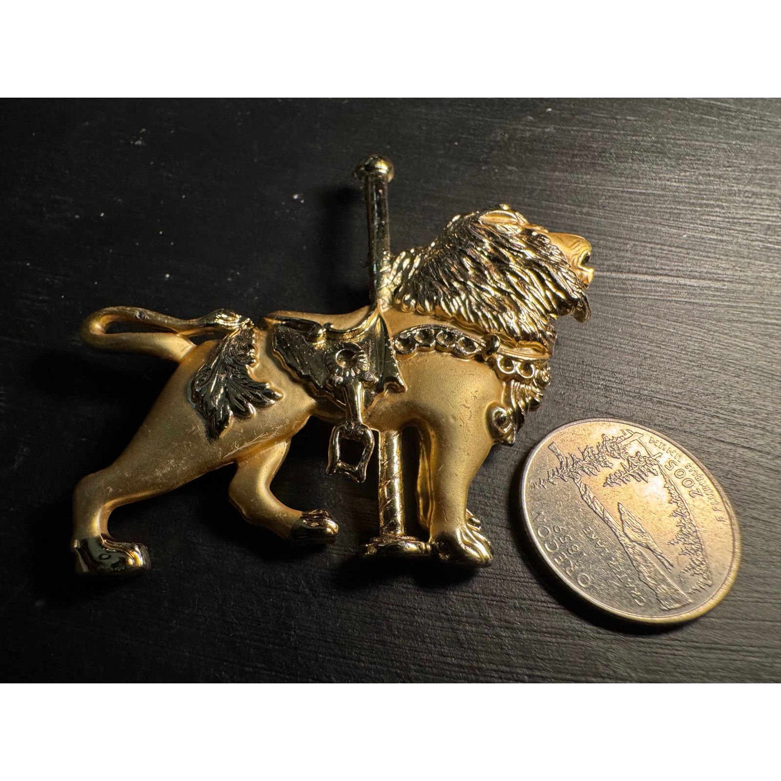 Other Carousel Lion Brooch Rhinestones (Great Detail) Size ONE SIZE - 4 Thumbnail