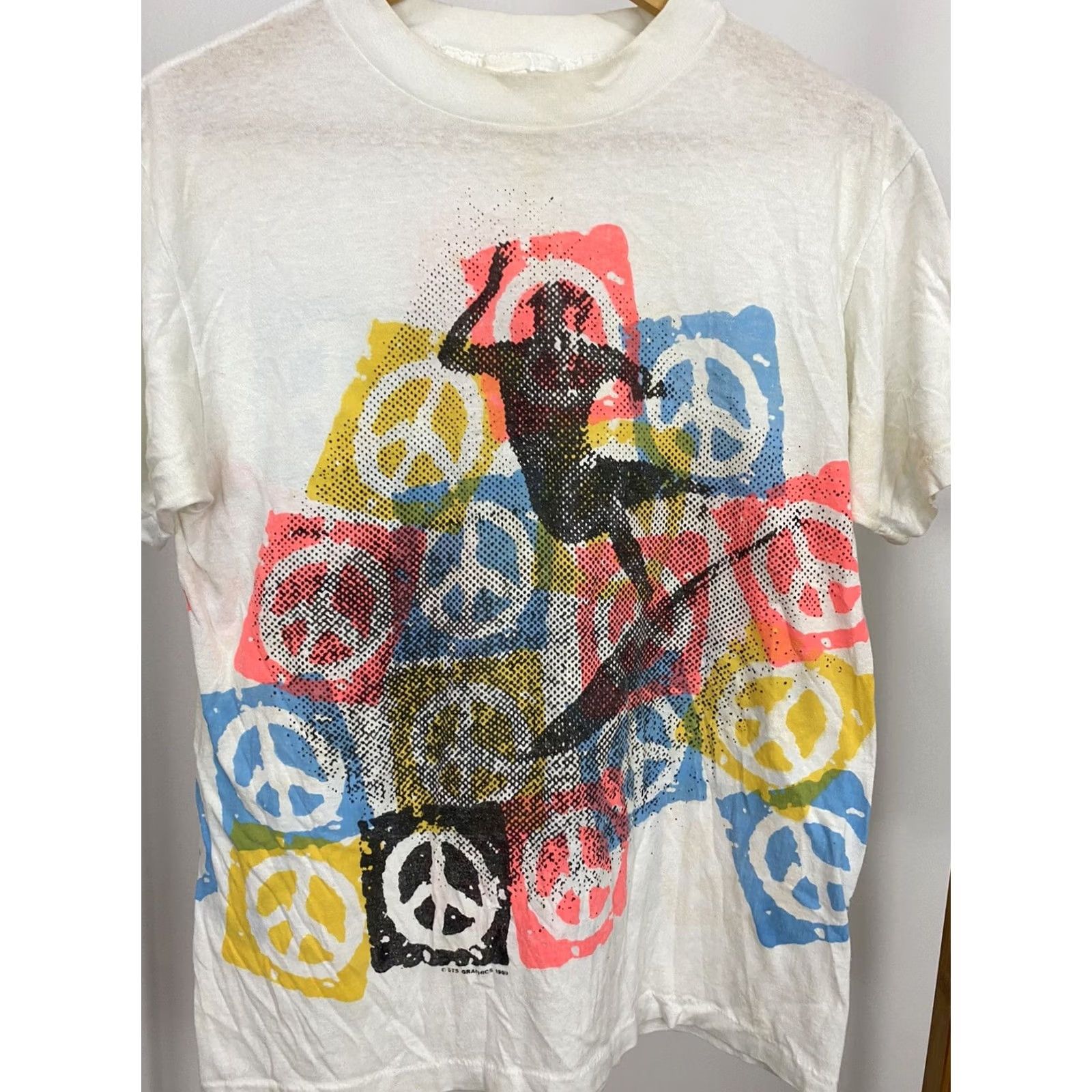 Logo 7 VTG 1989 Surf Peace Logo Wrap Print Single Stitch T-Shirt Size M USA Shirt Mens White Size US M / EU 48-50 / 2 - 6 Thumbnail