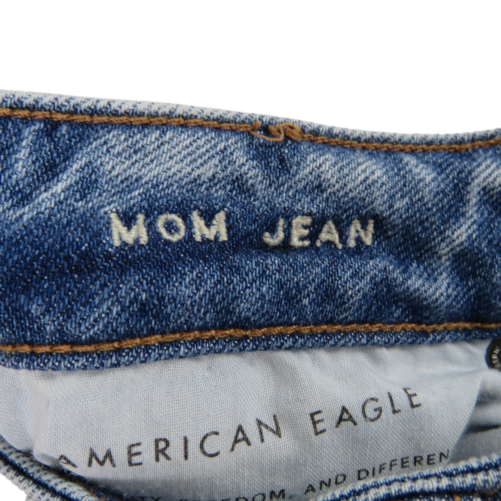 American Eagle Outfitters American Eagle Mom Jeans High Rise Straight Leg 4 Size 27" / US 4 / IT 40 - 5 Thumbnail