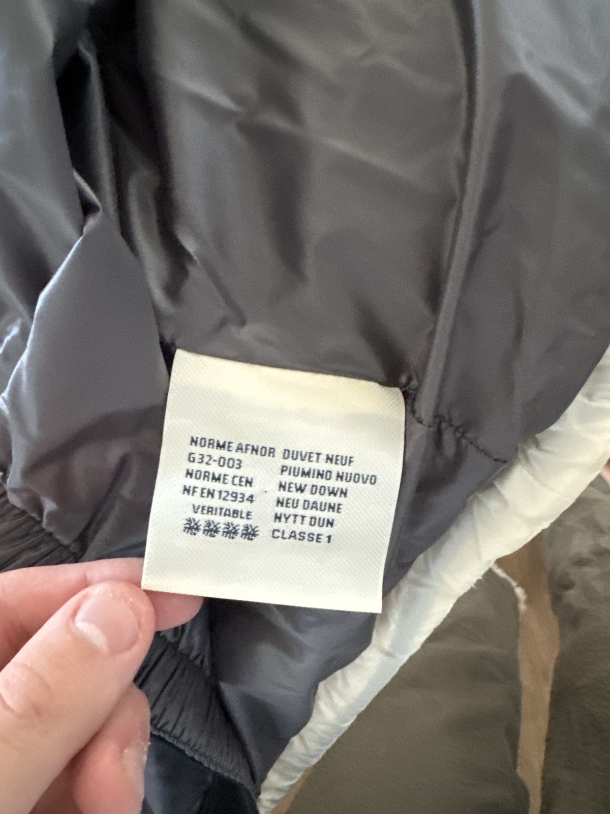 Moncler Moncler Grenoble White Size US L / EU 52-54 / 3 - 15 Thumbnail