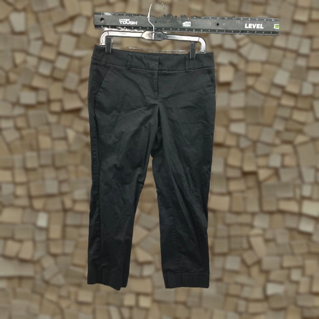CO New York & Co 7th Avenue Design Studio Capri Pants Womens Size 4 Black Hook Eye Capris Pants Regular Size 27" / US 4 / IT 40 - 1 Thumbnail